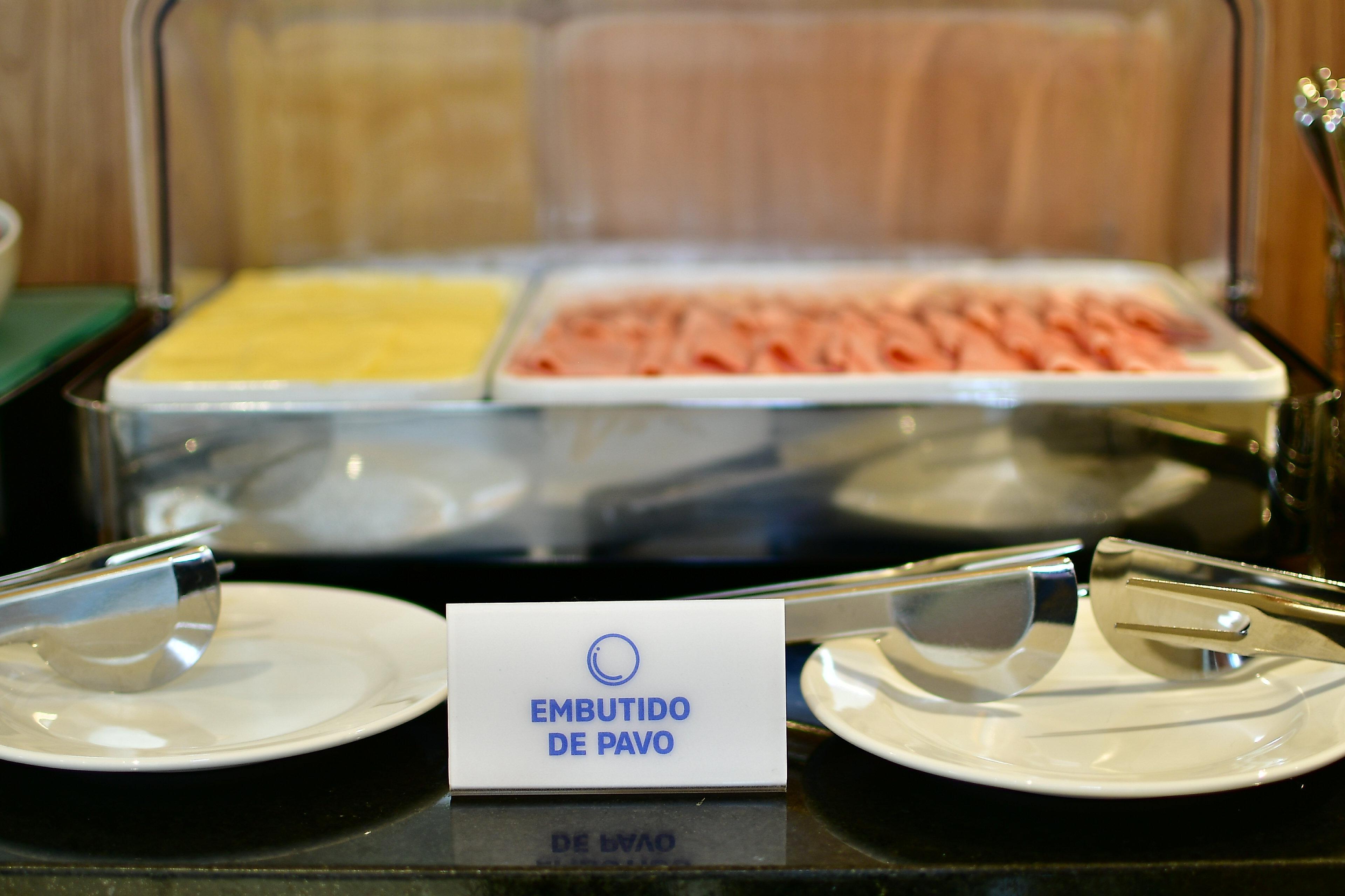 Holiday Inn Express Asuncion Aviadores By Ihg מראה חיצוני תמונה