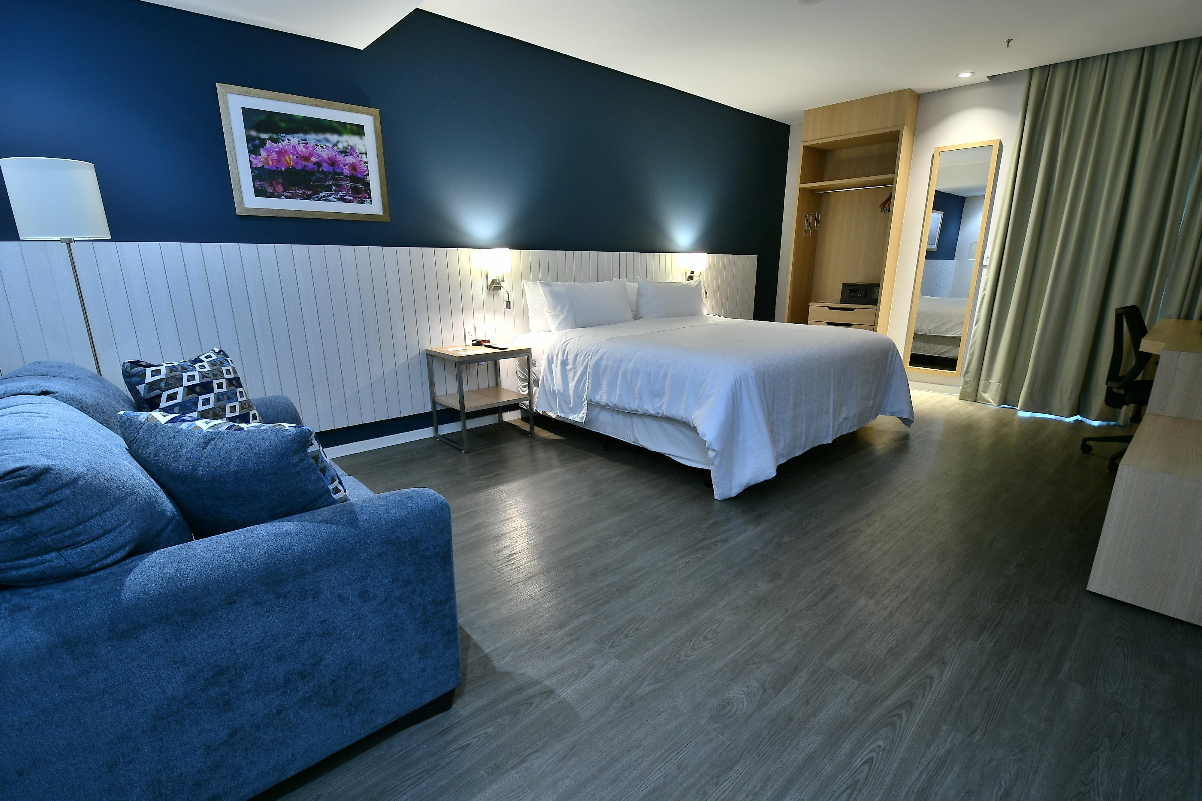 Holiday Inn Express Asuncion Aviadores By Ihg מראה חיצוני תמונה