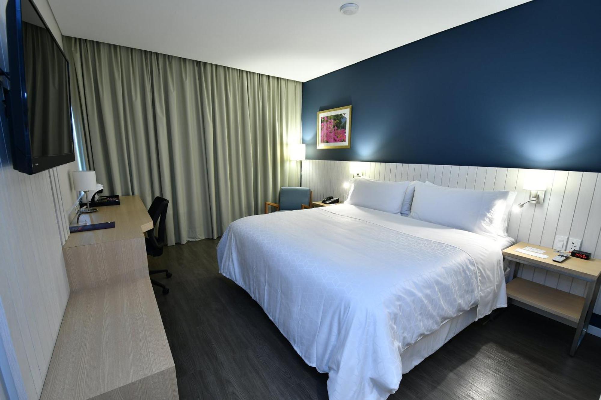 Holiday Inn Express Asuncion Aviadores By Ihg מראה חיצוני תמונה