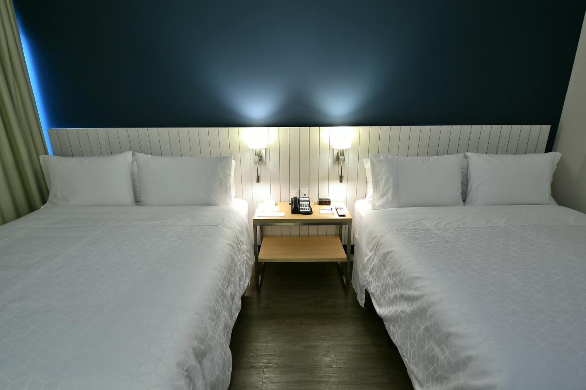Holiday Inn Express Asuncion Aviadores By Ihg מראה חיצוני תמונה